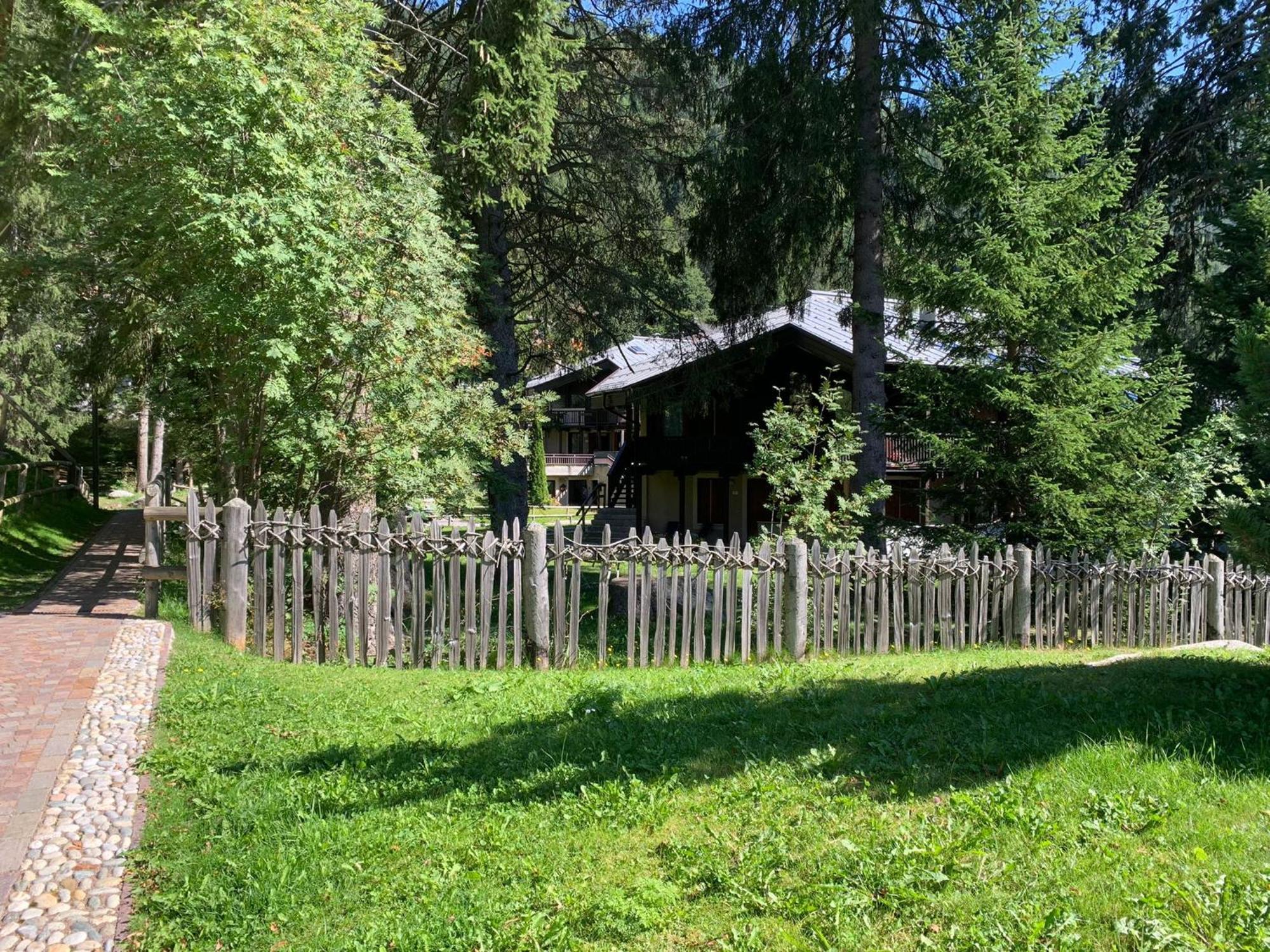 Spinale Casa In Centro, Arrivi Con Gli Sci! Sanificazione A Vapore * Madonna di Campiglio